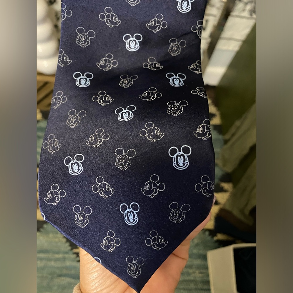 Vintage Walt Disney World Mickey Mouse tie blue Mickey heads